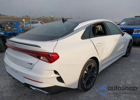 2022 Kia K5 Gt-Line z USA, uszkodzony, nr VIN 5XXG64J28NG128223